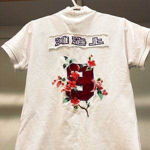 Hong Kong Designer Brand - Shanghai Tang - size L (U.S. 4) - White T-Shirt